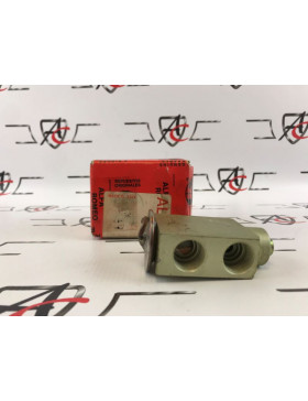 AC1171638085 AIR CONDENSER...