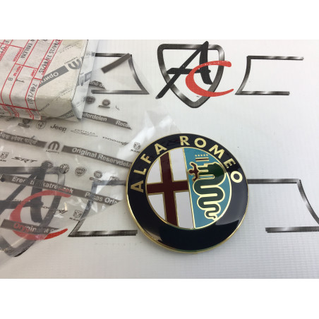 ESCUDO ALFA ROMEO DELANTERO / TRASERO REF OEM 50521448